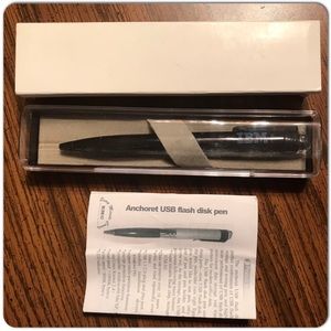 IBM LOGO BALLPOINT PEN WITH 1 g FLASH DRIVE